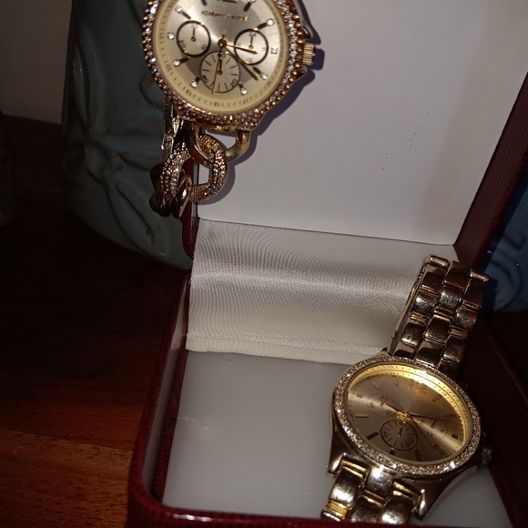 Ladies,Mens, Clothing,Shoes, Athletic and dressy, Home decor, Jewelry, Vintage 2 - Picture 17 of 17